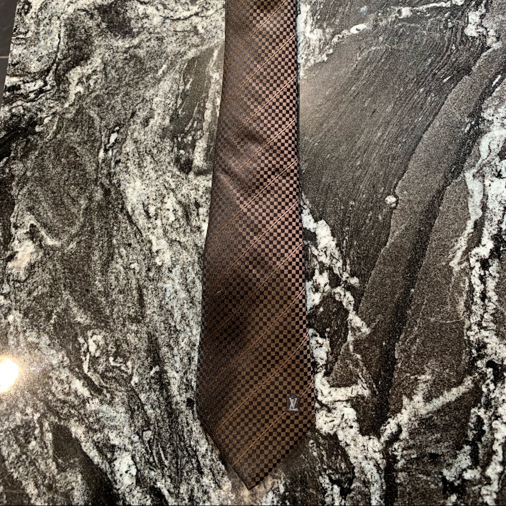Louis Vuitton Damier Tie
